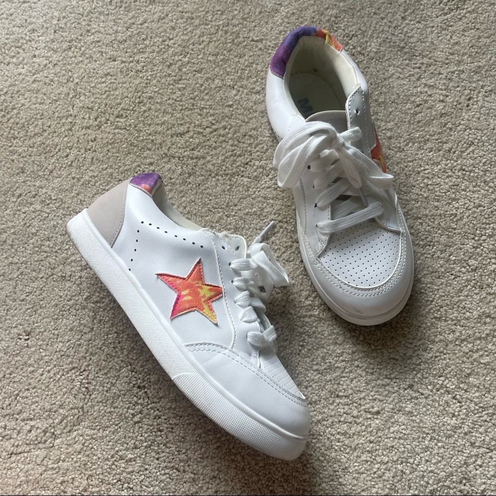 MUST BUNDLE 🪩 MIA star tie dye sneaker